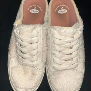 Dr. Scholl's Women's Cream Sneakers